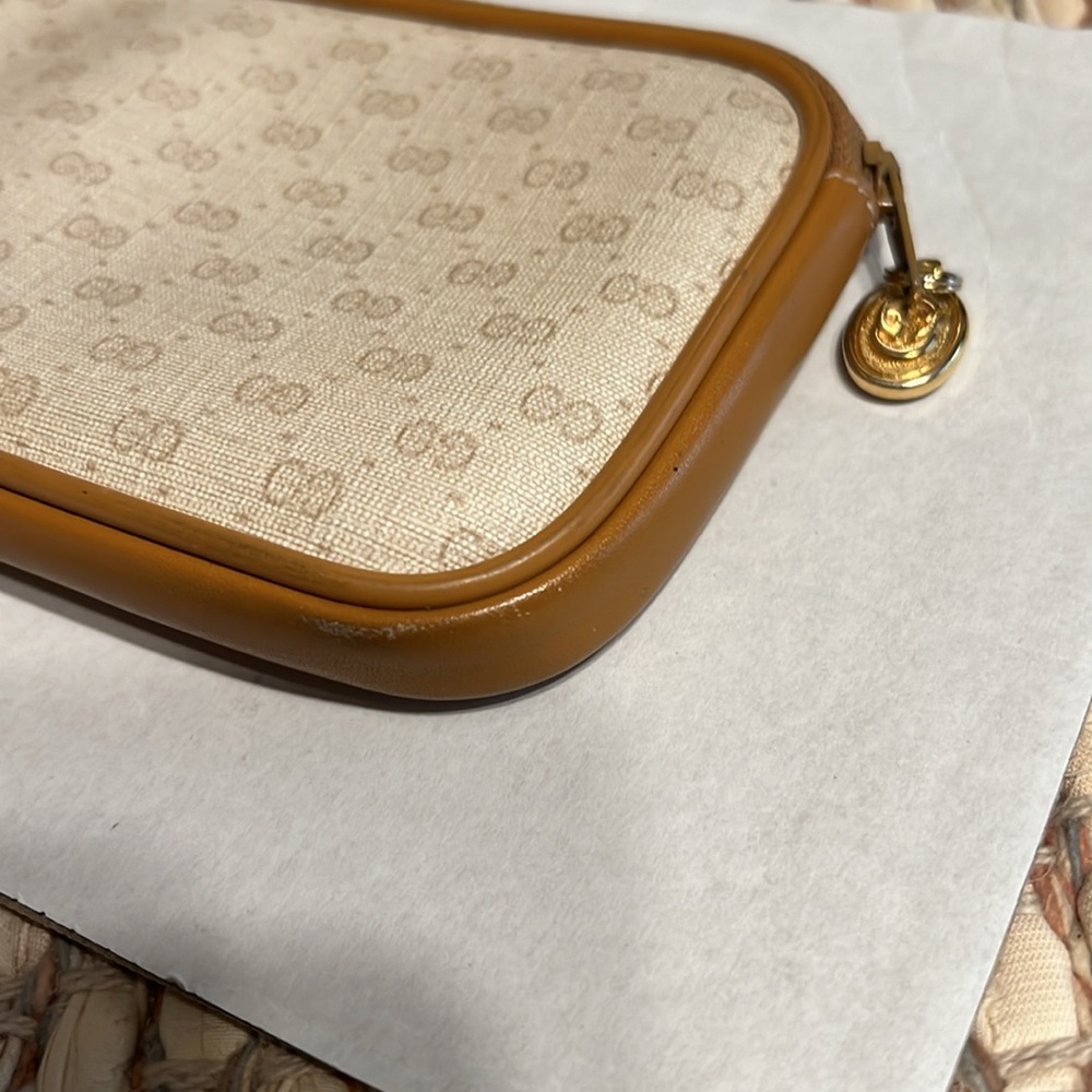 Gucci Pouch - Picture 4 of 12